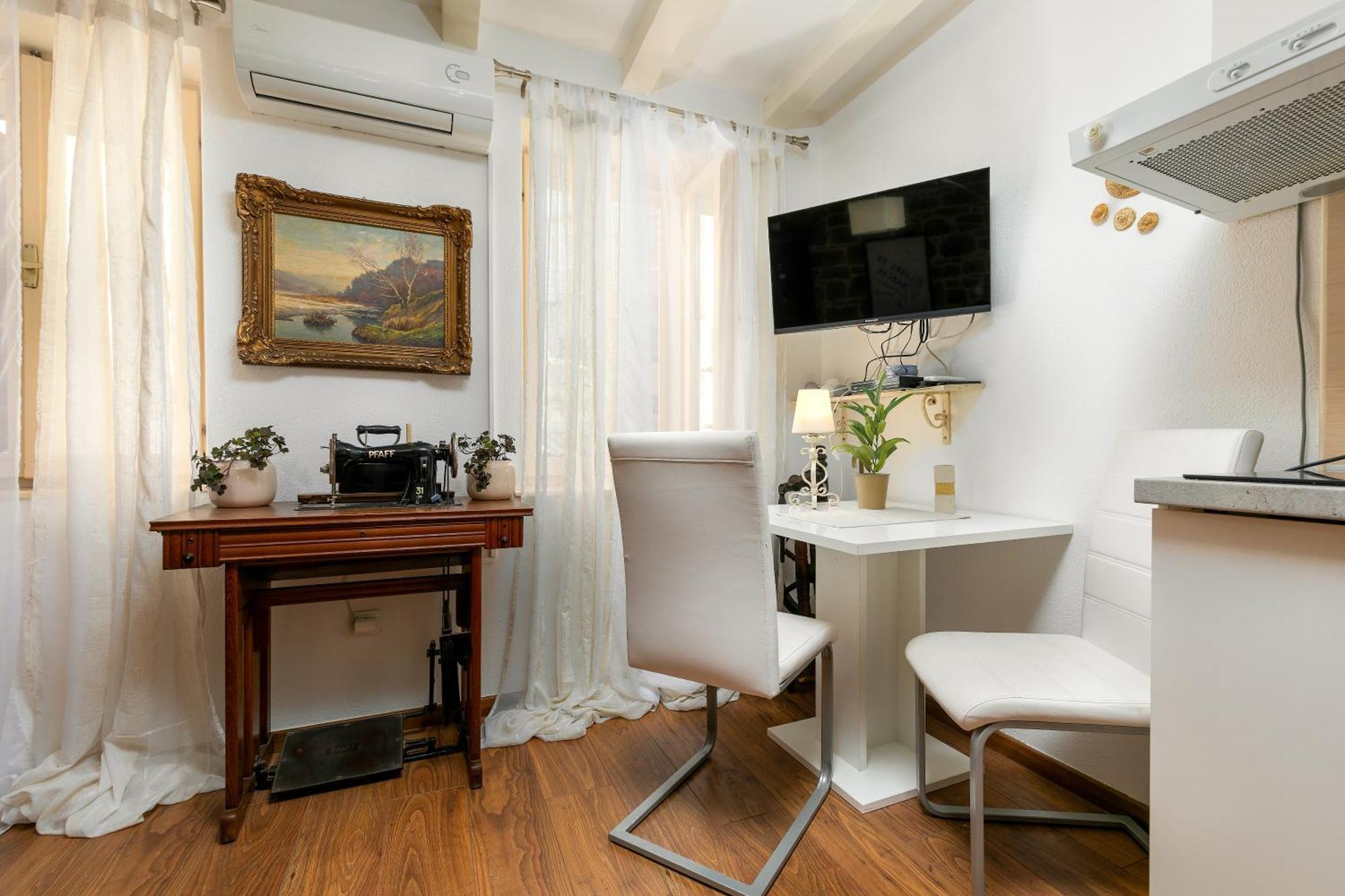 Duplex Apartment Camelia In Charming Old Town Rovinj Exteriör bild
