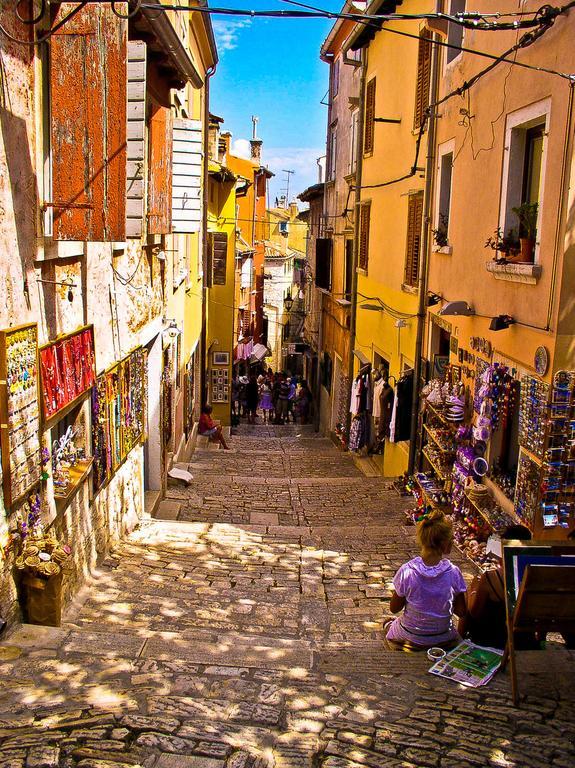 Duplex Apartment Camelia In Charming Old Town Rovinj Exteriör bild